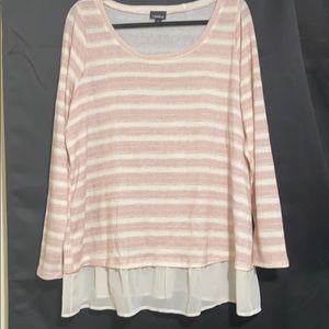 3/$25 Torrid Lightweight Sweater